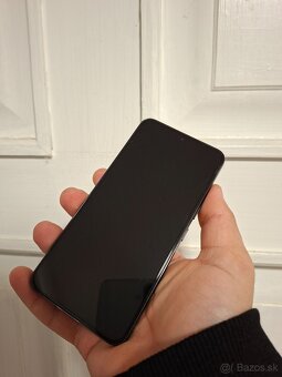 Samsung Galaxy S22 - 4