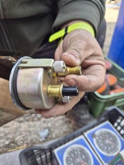 Predám rôzne náhradné diely - 4