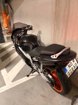Honda cbr600 - 4