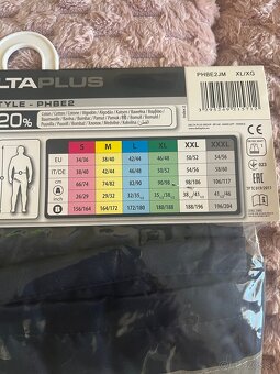 Reflexné pracovné kraťasy XL - 4