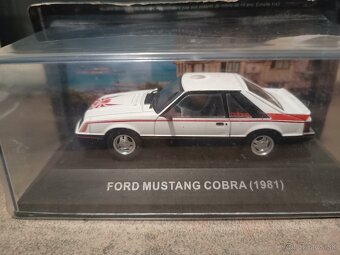 1:43 Ford Mustang Cobra 1981 - 4