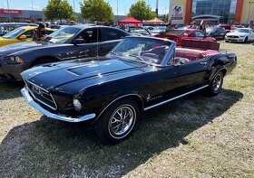 Mustang kabriolet (1967) – Prenajali si ho aj Geissenovci - 4