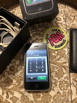 iPhone 3G s - 4
