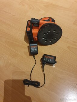 Excentrická brúska Black and Decker - 4