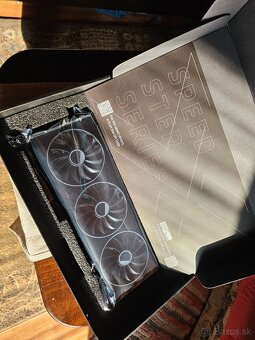 XFX SPEEDSTER MERC310 AMD Radeon RX 7900 XTX BLACK - 4