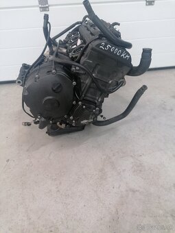 YZF-R - 4