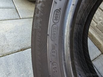 235/55 R19 - 4