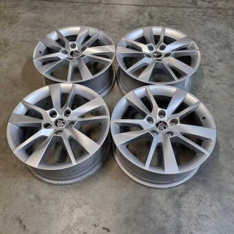 Škoda disky 5x112 R17 7J ET49 - 4