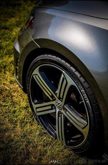 Volkswagen GOLF 7 R - 4