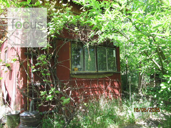 Predám vysporiadanú záhradku s chatkou - 4