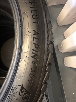 Michelin Pilot Alpin 5 SUV 275/40 R22 108V XL - 4