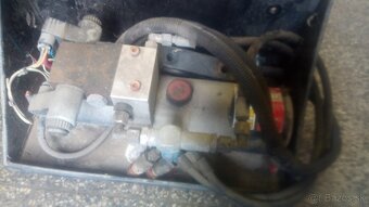 mercedes, iveco, elektrické hydraulické čerpadlo na 12V DC - 4