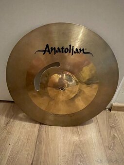 Predám činel Anatolian Crash 18” - 4