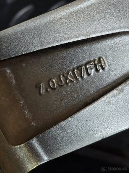 Mazda original R17 7J 5x114,3 ET45 67,1mm - 4