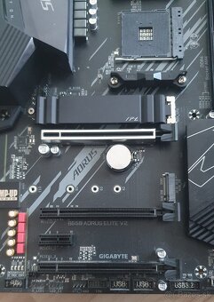 GIGABYTE B550 AORUS ELITE V2 - 4