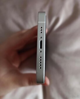 iPhone 12 - 4