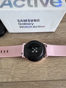 Hodinky Samsung Galaxy Watch Active ružovo-zlatá - 4