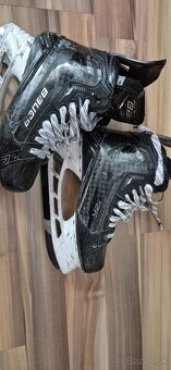 Predám hokejove korcule Bauer Mach 9 fit1. - 4
