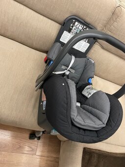 Predám vajíčko Britax Romer Baby-safe plus isofix+základňa - 4