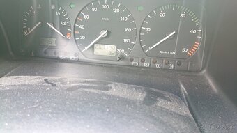 Predam VW T4 Caravelle...2,5 Tdi...75kw... 1997...263tis - 4