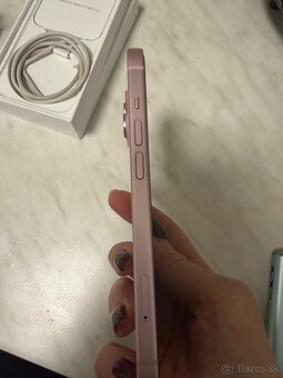iPhone 15 - 4