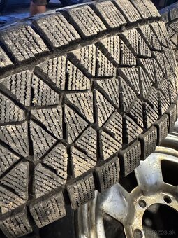 Kolesa BRIDGESTONE BLIZZAK DM-V2 112R 6x139,7 - 4