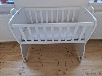 Predam zachovalu kolisku s matracom - 4