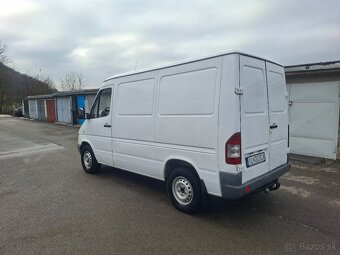 Mercedes Sprinter 208 - 4