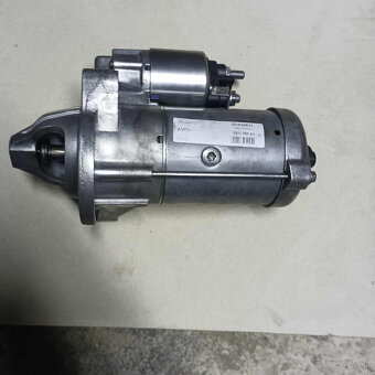 Predám štartér originál z Ford C-Max 1,5tdci - 4