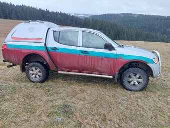 Mitsubishi L200 - 4