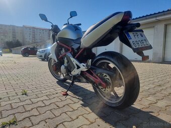 Kawasaki ER6n s abs - 4
