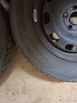 195/65 r15 - 4
