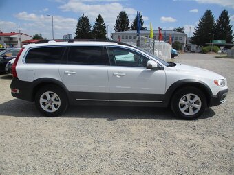 Volvo XC70 2,4D5 120KW Momentum Man. AWD 2012 DPH - 4