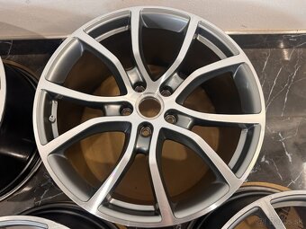 original kolesa Porsche Cayenne E3 9Y r21 coupe - 4