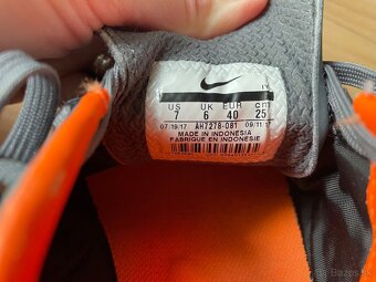 Halovky Nike 40 - 4