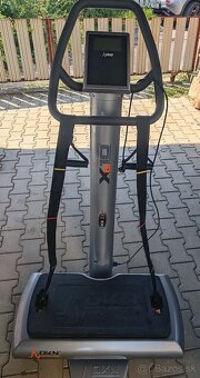 Profesionálna vibračná plošina DKN XG10 - 4