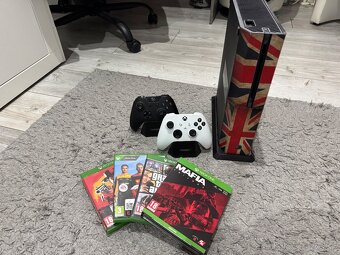 Xbox one 500 GB + 2 ovládače + hry - 4
