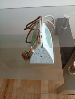 Žehlička Tefal za 10€ - 4