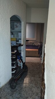 1 A POL IZBOVÝ BYT NA TERASE - 4