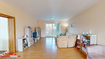 BartanusReality - Na predaj rozmerný rodinný dom s pozemkom  - 4