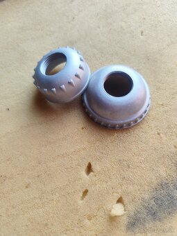 matice krytu karburatora jawa 250 - 4