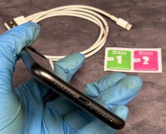 Apple iPhone 11 64 GB Black / nová batéria - 4