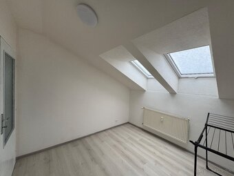 PRENÁJOM - Podkrovný byt v Poprade - 4