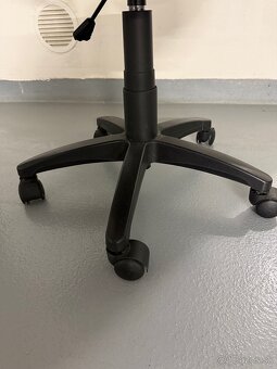 Dievčenska stolička - 4