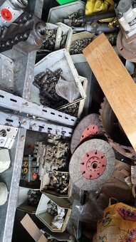 Diely  Zetor motora - 4