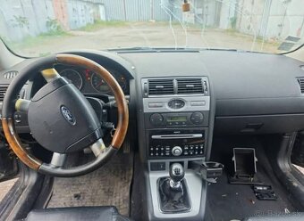 Ford Mondeo - 4
