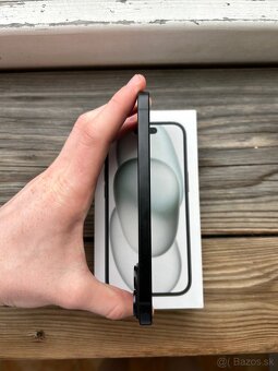 iPhone 15 128 GB - 4