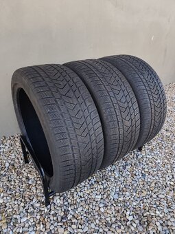 2+1 Zimné pneu Pirelli 285/40R22 - 4