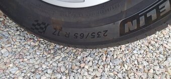 AUDI Q5, 5x112 r17 letné pneu Michelin 235/65 17 - 4