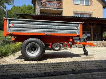 Vlečka za traktor 3 stranný sklapač, brzdena - 4